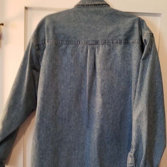 Classic Denim - Picture 2 of 5